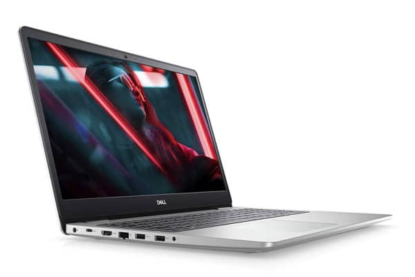 Dell Inspiron 15 5593, Ultrabook 15 "versatile thin and fast silver (699 €)
